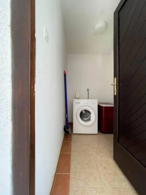 Holiday home Quaint 2 Bedroom Apartment Mandre